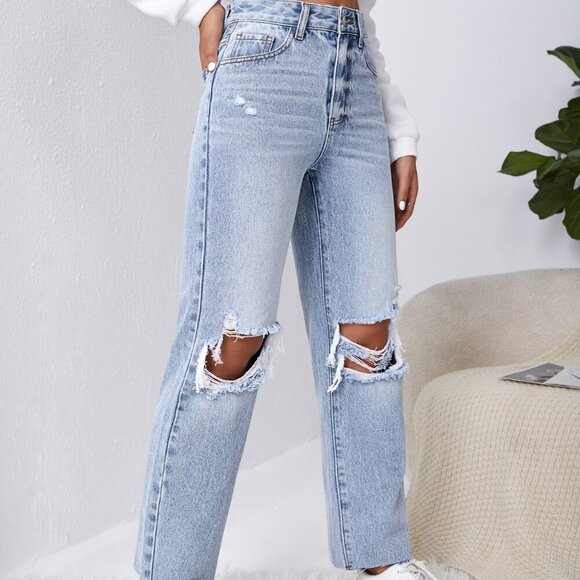 Light Wash Casual Women's distressed Ripped Raw Cut Straight Leg Jeans - Picture 3 of 5